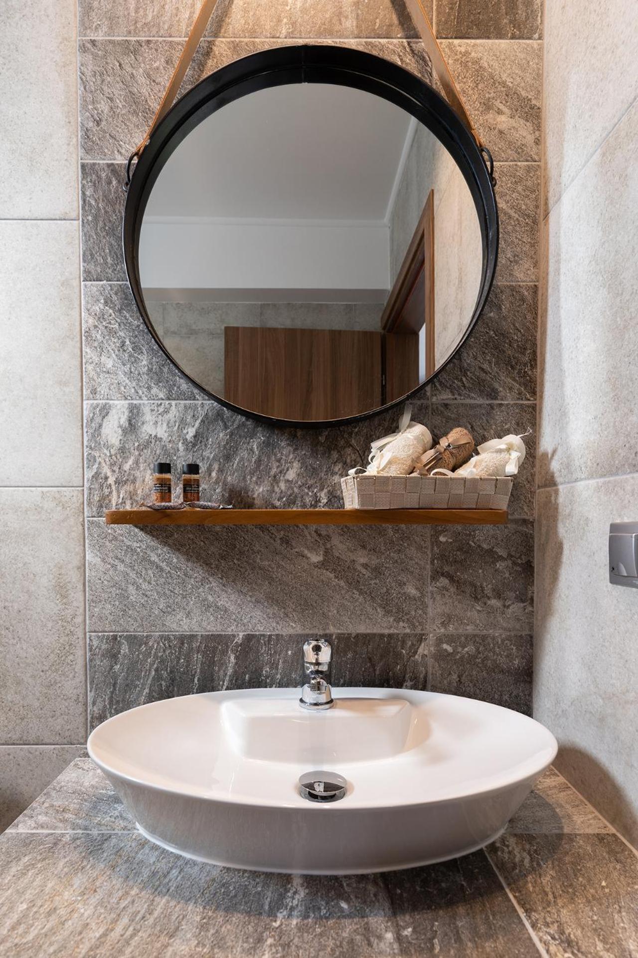 Olympus Pantheon Luxury Rooms Плака-Литохоро Экстерьер фото